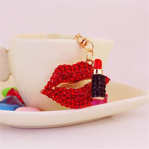 Flaming Bold Lip Keychain – Peeperly