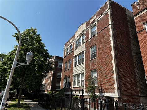 Renovated 24 Unit Multi-Family Building in Chicago's South Shore ...