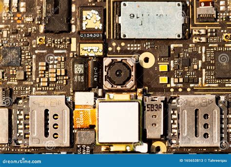 Circuit Board Phone 的图像结果