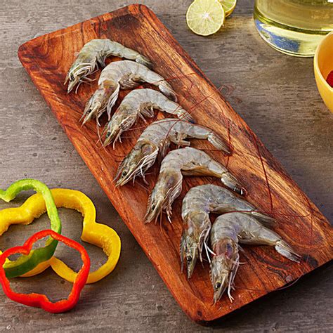 Buy Fresho Premium Prawns Medium 500 Gm Online at the Best Price of Rs ...
