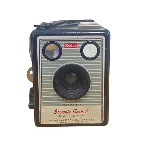 Vintage 1950s Kodak Brownie Flash II Film Camera (s)