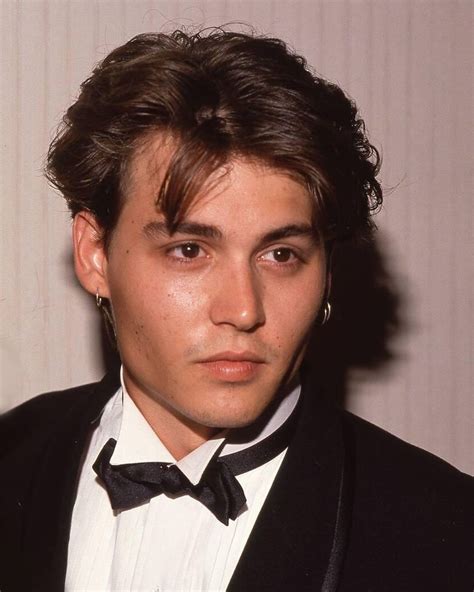 Johnny Depp in 1988 | Johnny depp, Young johnny depp, 90s johnny depp