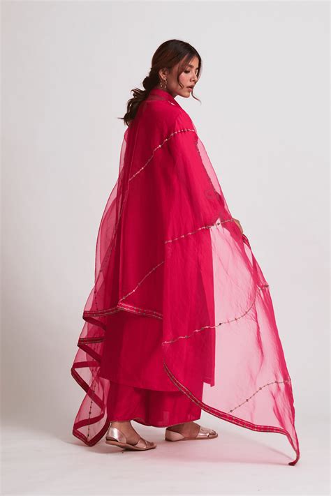 Aaliyah kurta set (Rani Pink) – Nisharahmedofficial