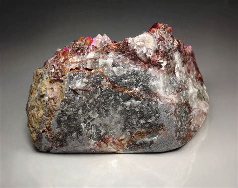 Quebul Fine Minerals / CALCITE var. COBALTOAN CALCITE