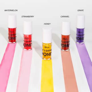 It's Giving Honey | Juicy Lip Oil | Hydrating + Pigmented – Blur India