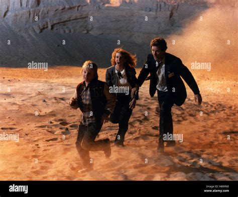 Invasion vom Mars, (INVADERS FROM MARS) USA 1986, Regie: Tobe Hooper ...