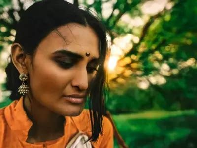 37 Photographs That Beautifully Capture The Journey Of A Dark-Skinned ...