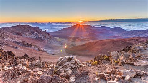 20 of the Most Beautiful Views in the World - HALEAKALĀ NATIONAL PARK, MAUI, HAWAII It's worth ...
