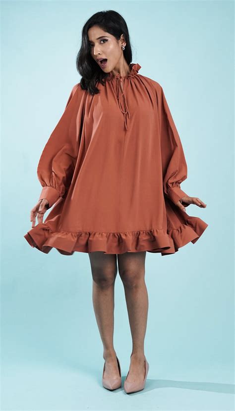 Ruffled Dresses for Women | Floral & Cocktail Styles - Nolabels.in