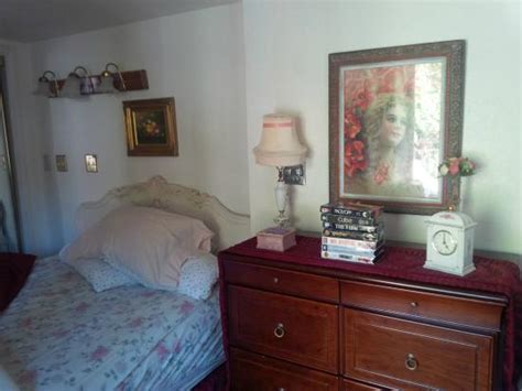 Cluttered-weird vibe - Review of Redwoods Haus Bed and Breakfast ...