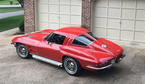 These Amazing Corvettes Made True Automotive History