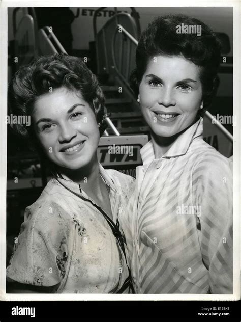 The mcguire sisters hi-res stock photography and images - Alamy