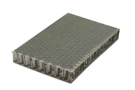 The Gill Corp. announces new Gillfab 4037 sandwich panel | CompositesWorld