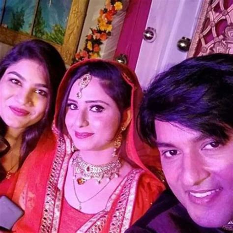 Anas Rashid with fiancée Hina during his engagement ceremony