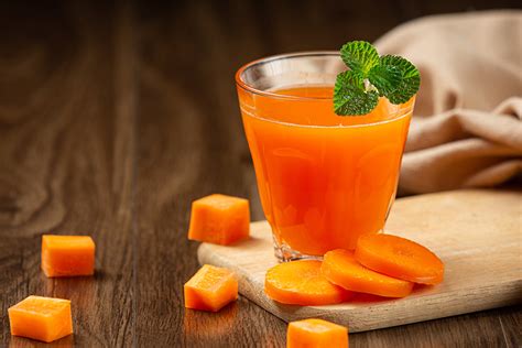 All You Need to Know About Carrot Juice Benefits For Skin – Saturn by GHC