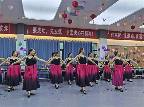 舞蹈表演专业 - 太原舒曼艺术培训学校