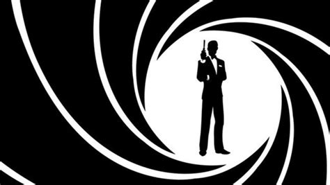 Egy feltörekvő fekete színészt néztek ki az új James Bond-film ...