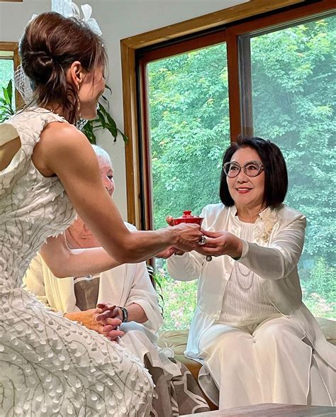 HK actress Louise Lee’s daughter, 49, gets married for 3rd time - CNA Lifestyle