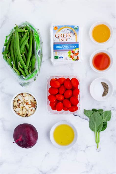 Green Bean Salad with Tomatoes and Feta - Evolving Table