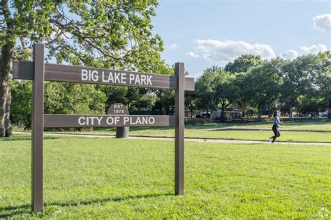 Park Forest Neighborhood Guide | Living in Park Forest - Homes.com