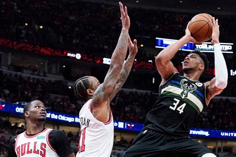 Chicago Bulls vs. Milwaukee Bucks Game 5 FREE LIVE STREAM (4/27/22 ...