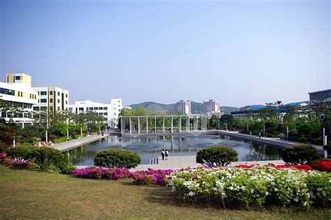 走进朝鲜妙香山-普贤寺-高丽成均馆（组图） (2)