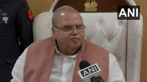 Delhi police clarifies Ex-J&K governor Satya Pal Malik came to police ...