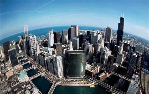 Ricardo Bofill Taller de Arquitectura · 77 west wacker drive · Divisare