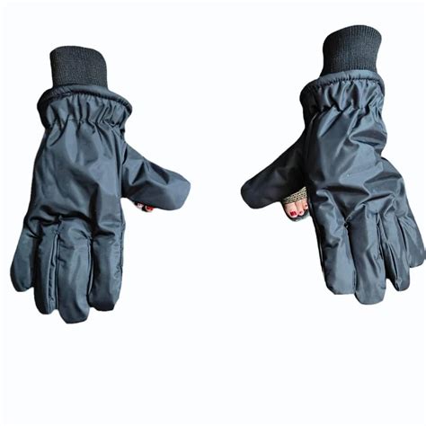 Cold Storage Gloves - Black Cold Resistant Gloves Trader - Wholesaler ...
