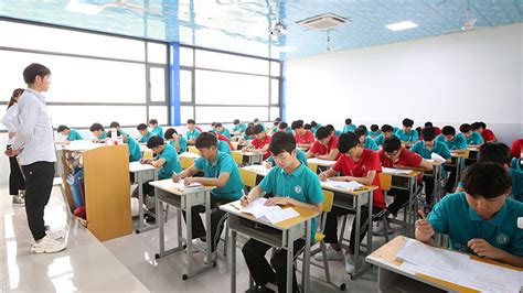 建德市育才中学2021年高二学业水平考试知识竞赛圆满结束 - 上海顶伯软件科技有限公司