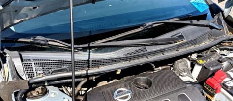 Image result for 2001 Infiniti Engine Look Problem