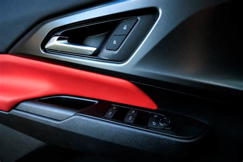 2026 Chevrolet Equinox EV: 32 Interior Photos | U.S. News