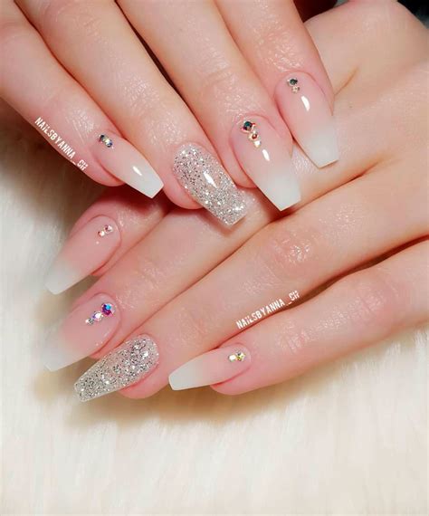 How to Do French Ombré Dip Nails | Stylish Belles | French fade nails ...