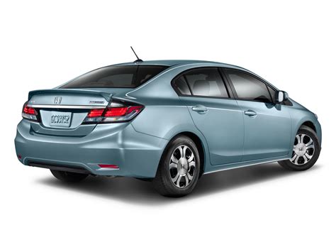 Honda Launches Two New Fuel Efficient Civic Models