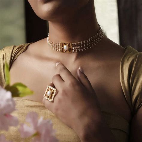 Buy Silver White pearl choker with star pattern Online - Unniyarcha ...