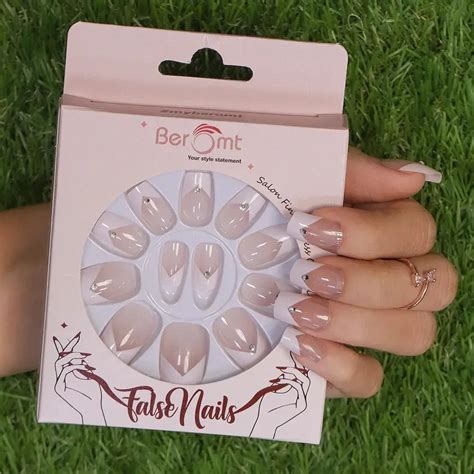 Buy French Classic Nails - Elegant and Flawless | Beromt – Beromt