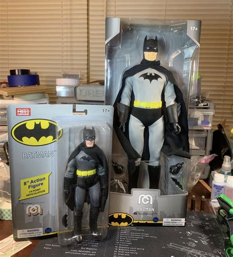 14 in and the smaller one : r/Batmancollectors