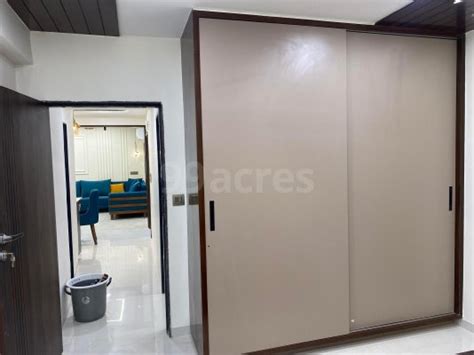 Flat-Apartment for Sell in Sur Sagar Tower Ghatlodia, Ahmedabad ...