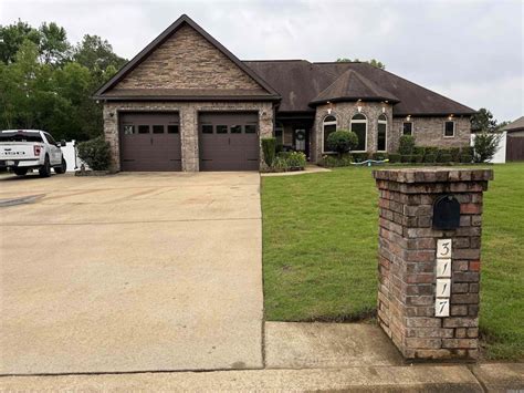 3117 Stonehenge Dr, Searcy, AR 72143 | Homes.com
