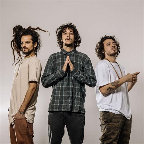 PEQUENA (PART. MELIM) (Lyrics in English) - Big Up