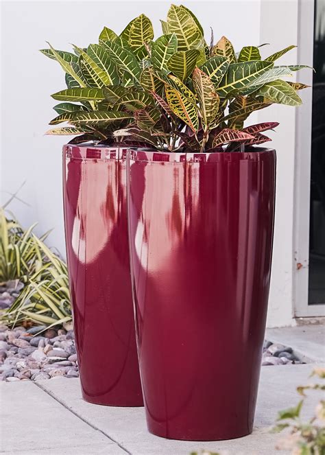 Jardiniere Planter