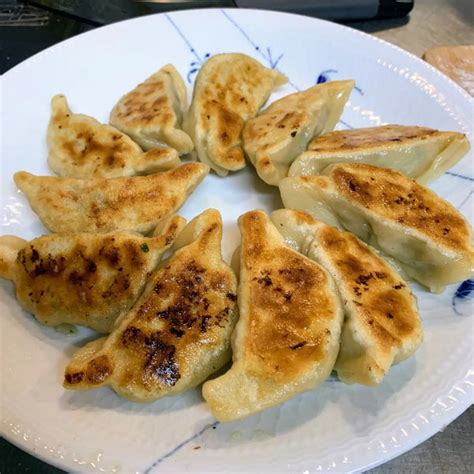 How to Make Gyoza Wrappers From Scratch – Japanese Taste