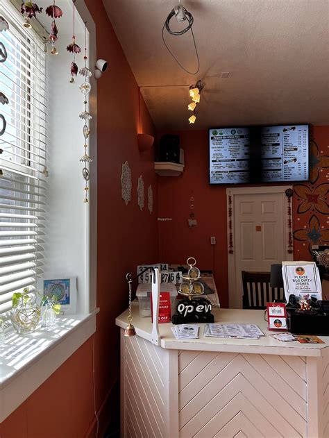 Mira's Cafe - Fairfield Iowa Restaurant - HappyCow