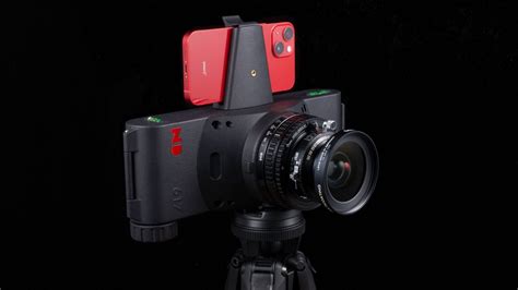 The ND 6x17 ultra-panoramic 3D printed camera uses your phone as a ...