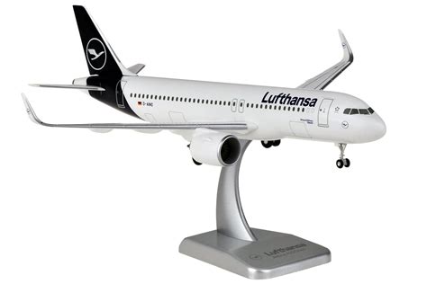 HOGANWINGS Lufthansa Airbus A320neo Rastatt 1.200 Scale Hard Plastic ...