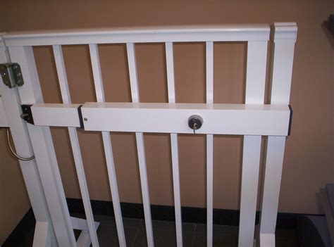 posibar-Pool-Gate-Lock