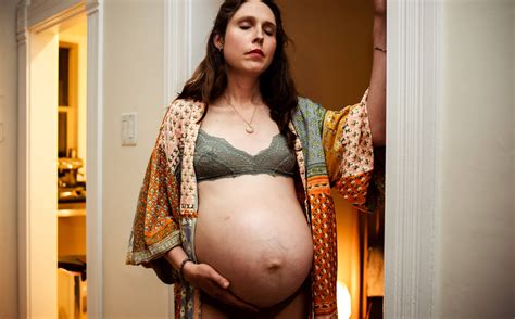 What Do Contractions Feel Like? What You Need to Know