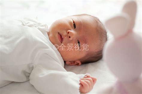 新生婴儿图片_新生婴儿免费图片_新生婴儿图片素材_新生婴儿背景图片