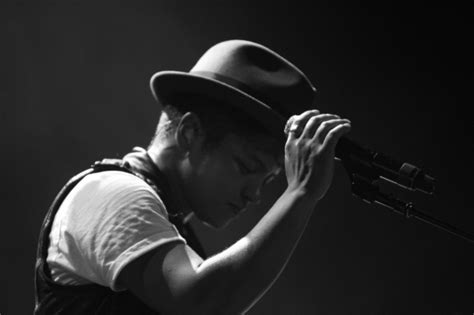 hooligans on the road: a photo diary #17 | Bruno Mars