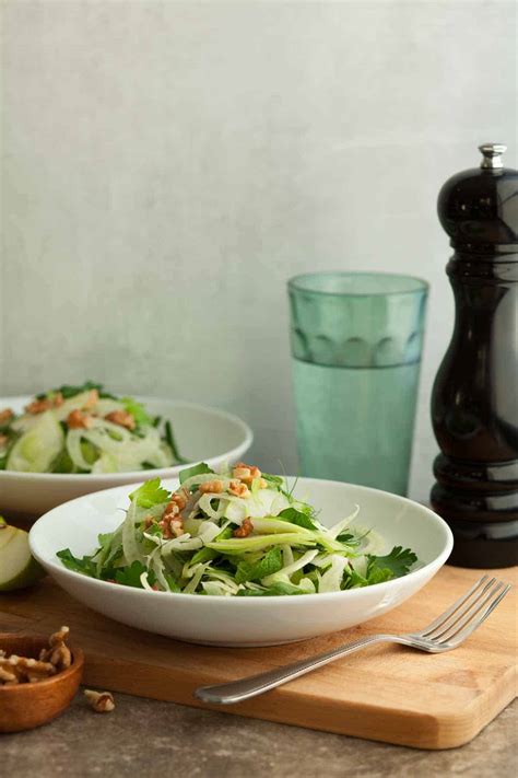 Apple and Fennel Salad with Lemon Vinaigrette